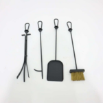 2en1 Serviteur et Porte bûches de cheminée en acier noir - NEEVA – Image 2